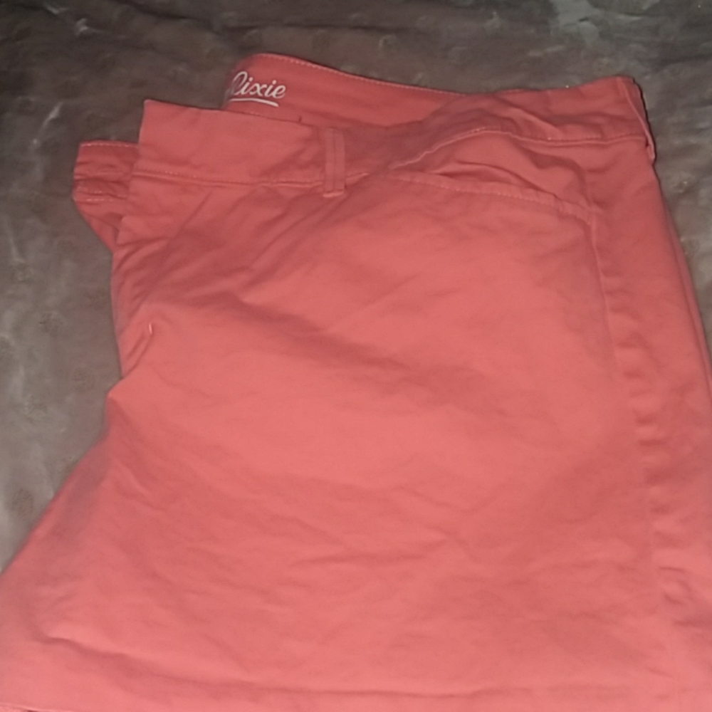 Coral shorts